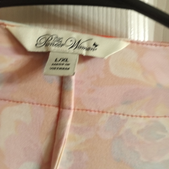 Pioneer woman Cardigan size Large/XL - Picture 4 of 4